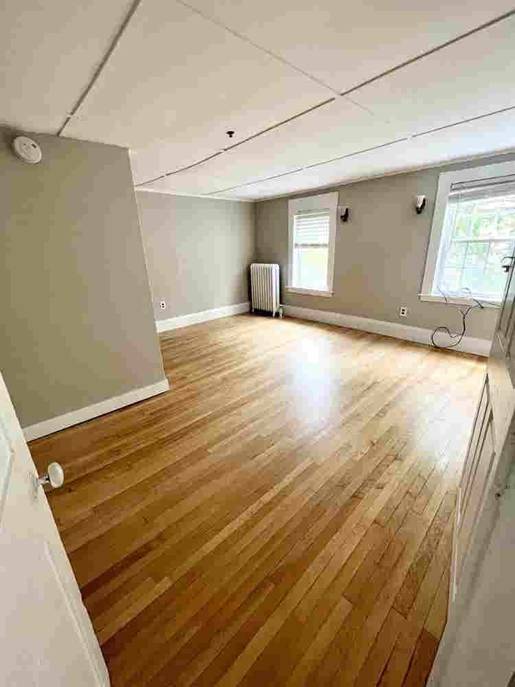 Large 4 bedroom Townhouse