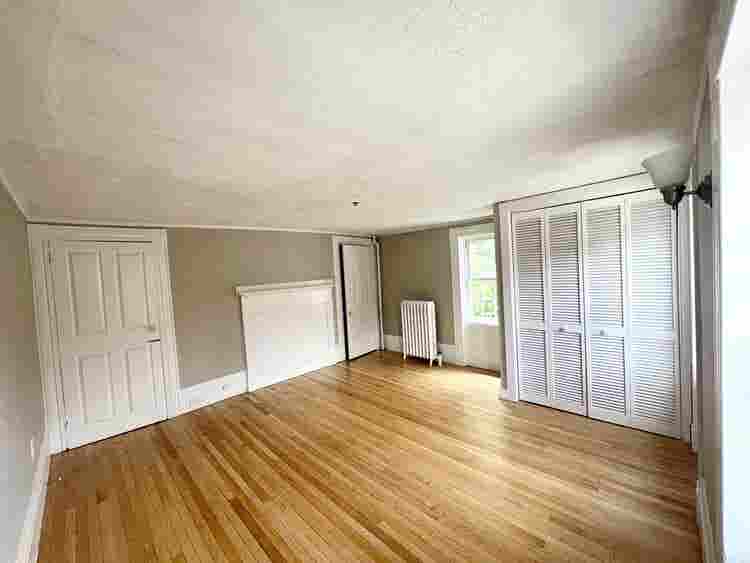Large 4 bedroom Townhouse