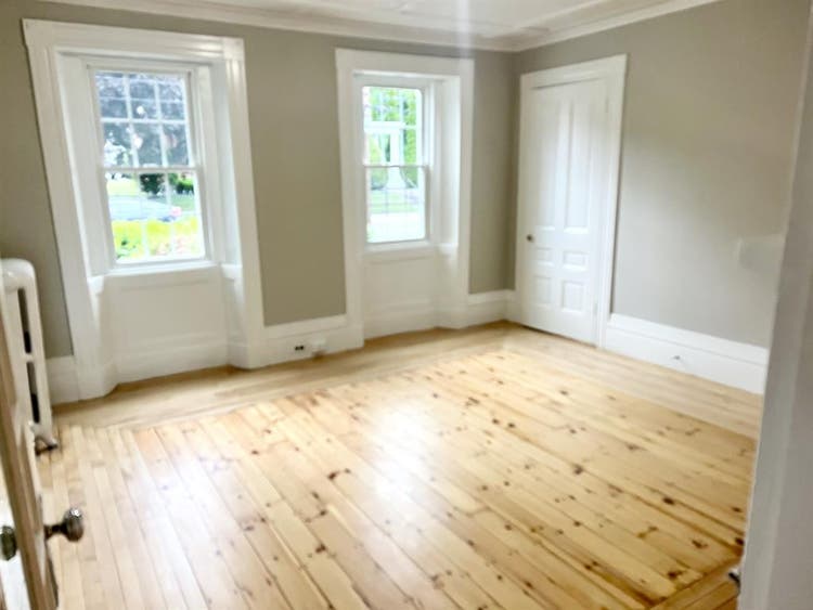 Large 4 bedroom Townhouse