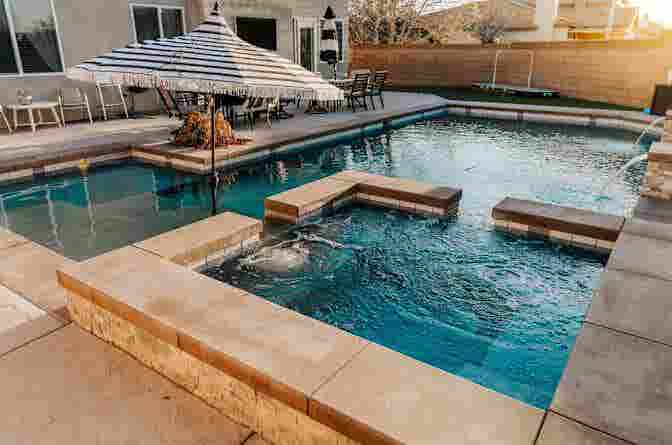 Furnished Pool Home Room for Rent