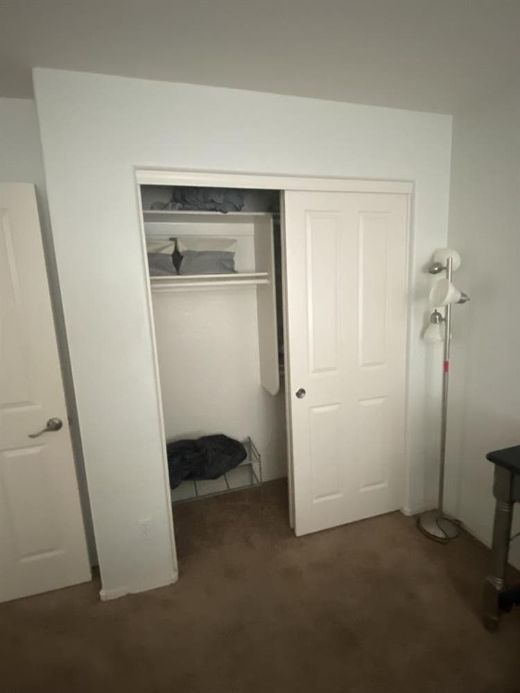 Looking for a room ?