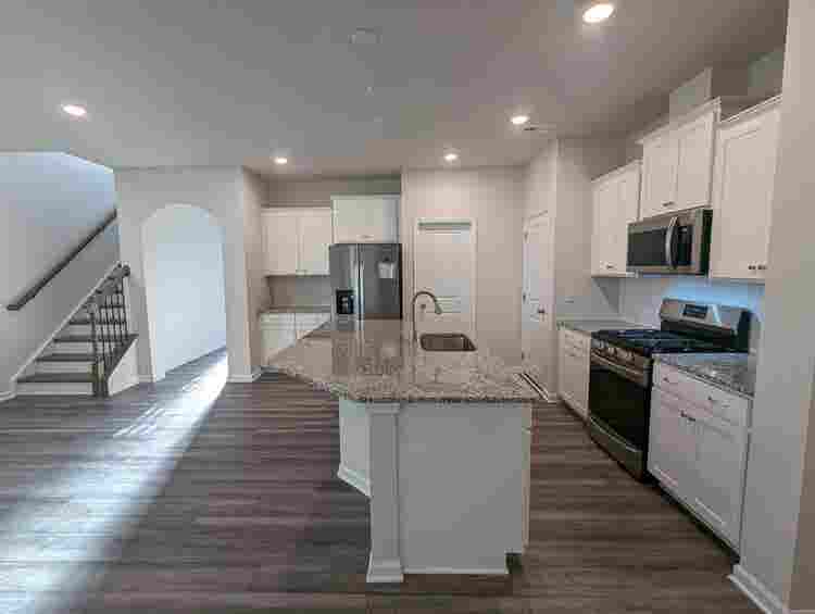 4 BR in Mooresville