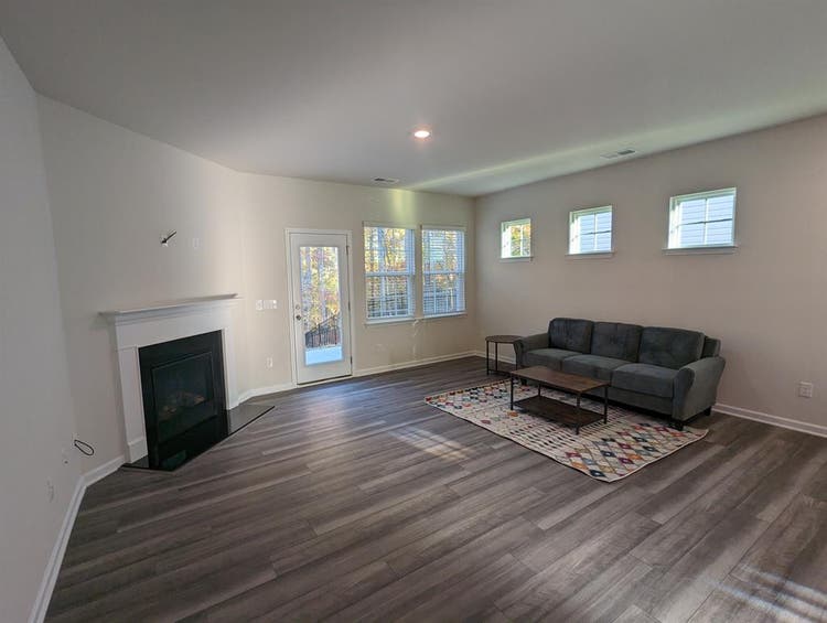 4 BR in Mooresville