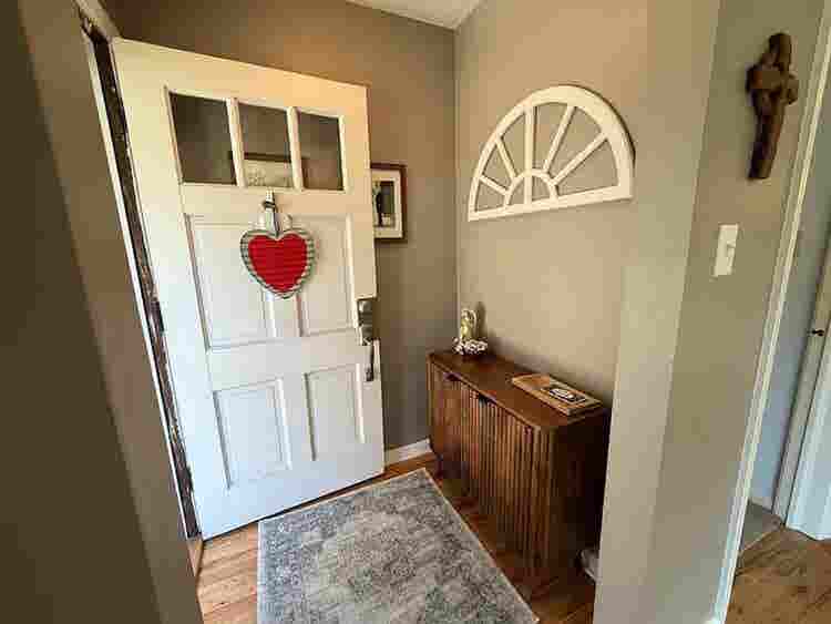 BATH HOUSE FOR RENT