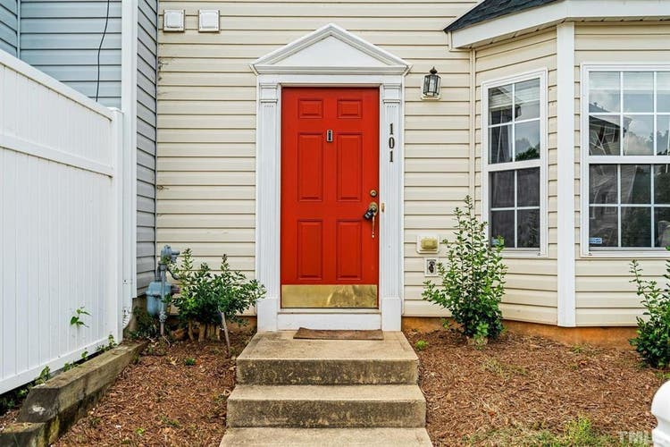 3 BR in Raleigh