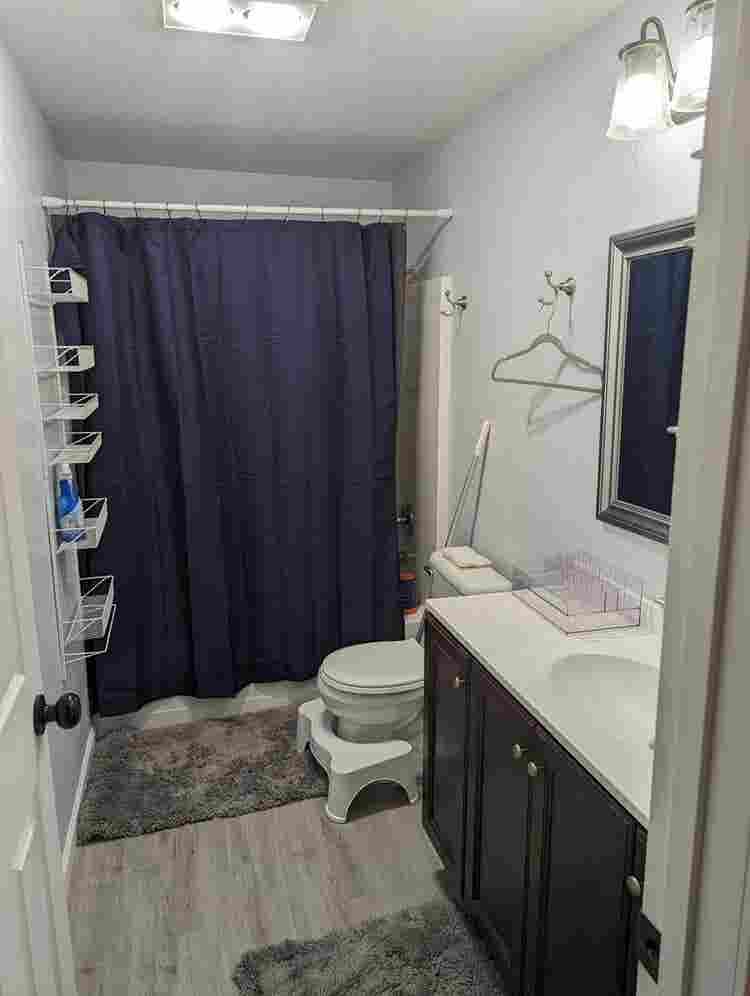 Roommate wanted in 3bed 2ba house