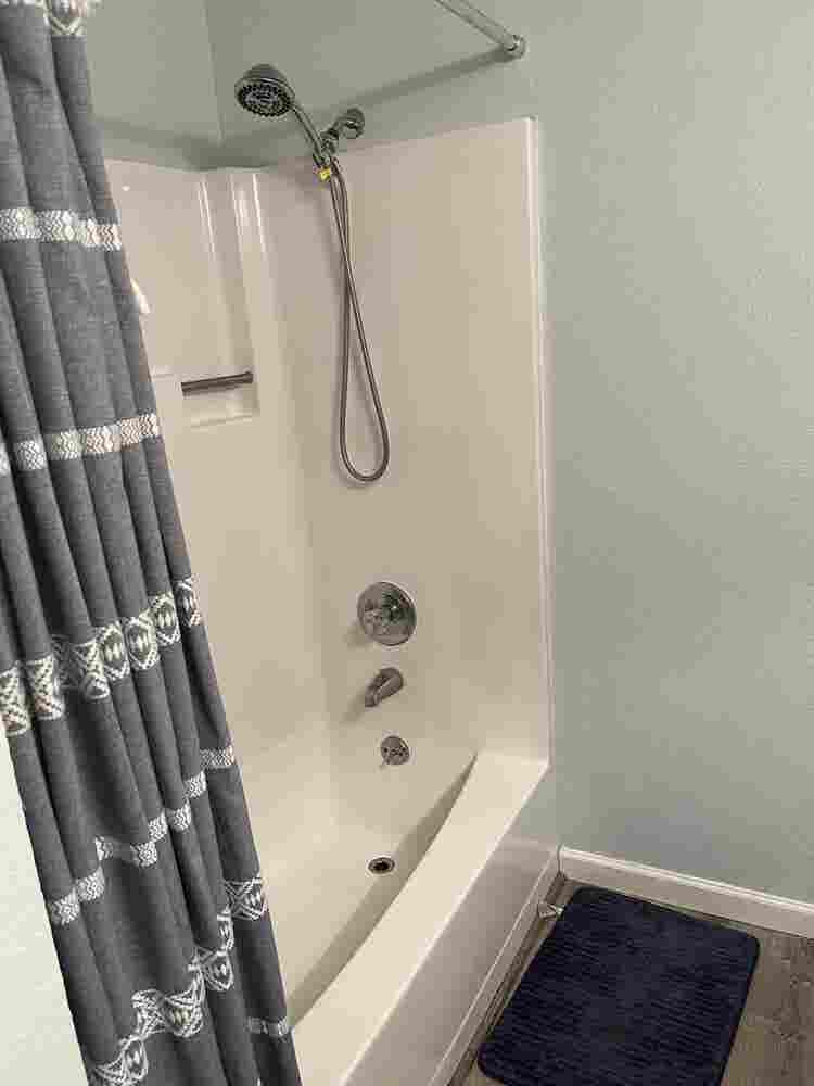 Roommate wanted in 3bed 2ba house