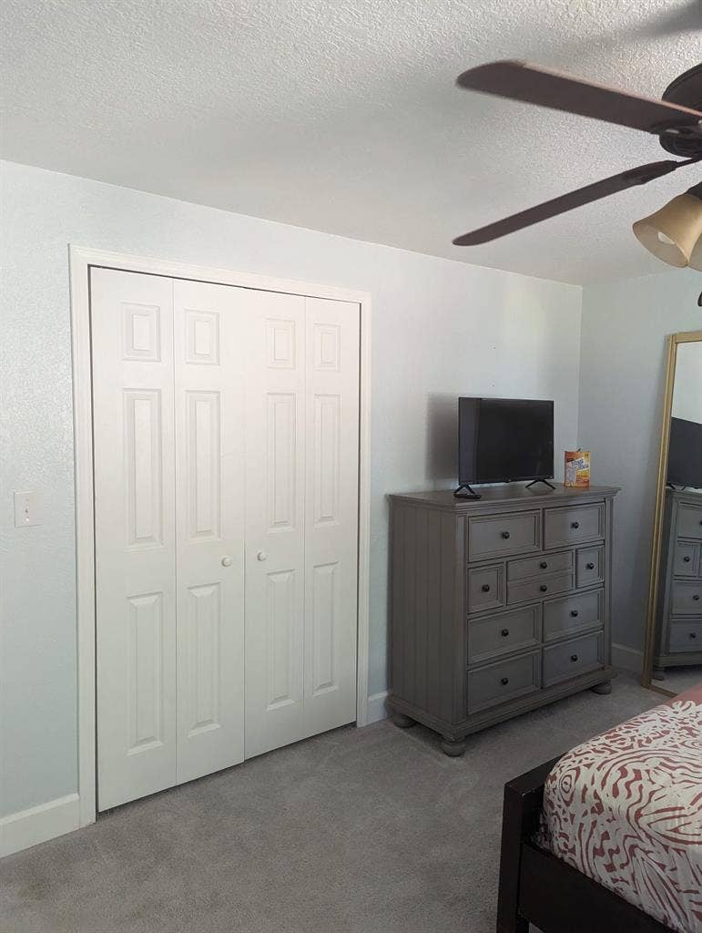Roommate wanted in ba house
