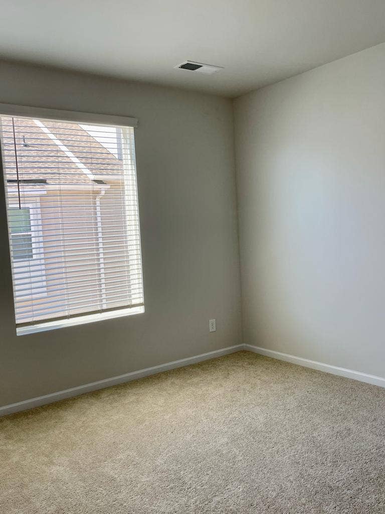 4 BR in Charlotte