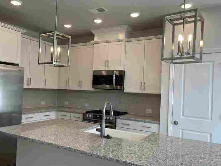 4 BR in Charlotte