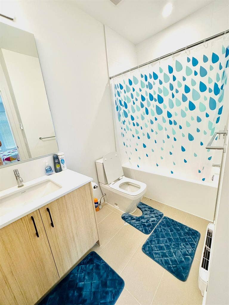 Private Room with Attached Bathroom