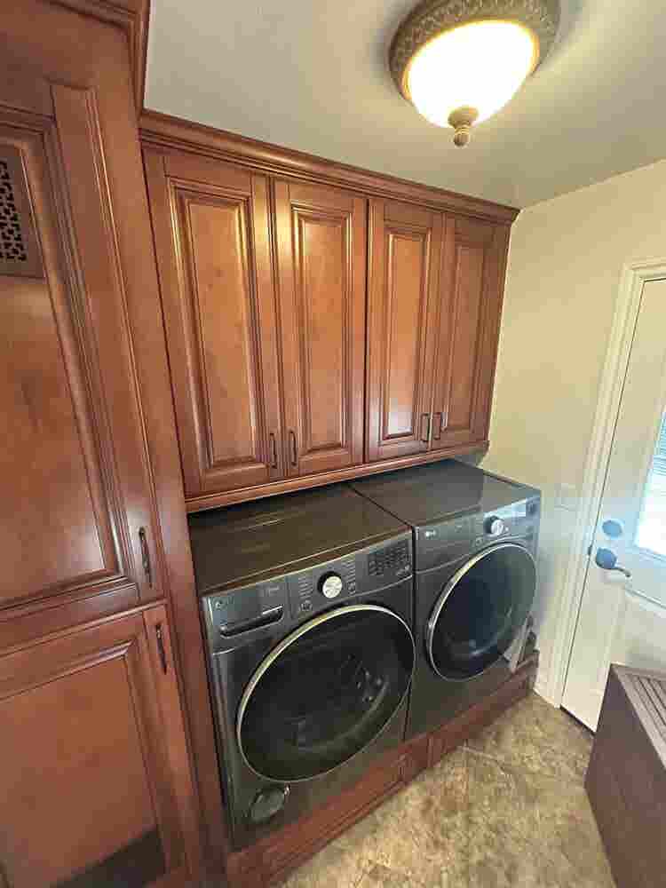 Looking for two female roommates