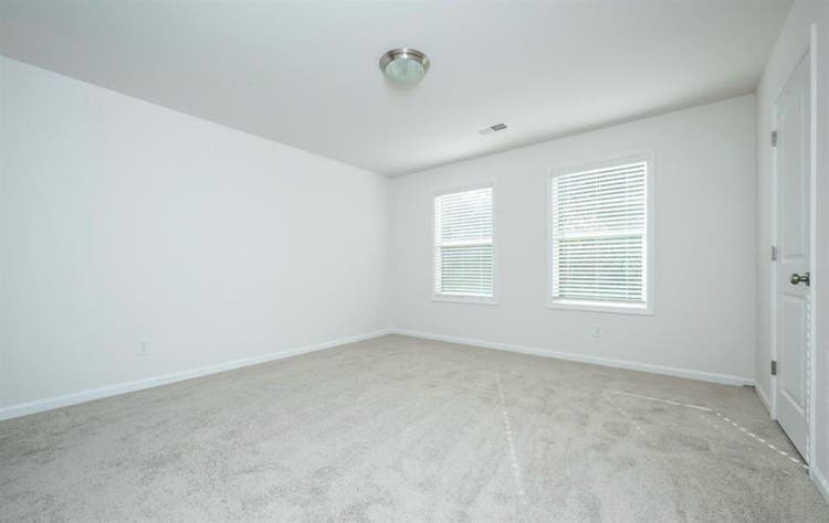 Townhome Bedroom ba Mauldin