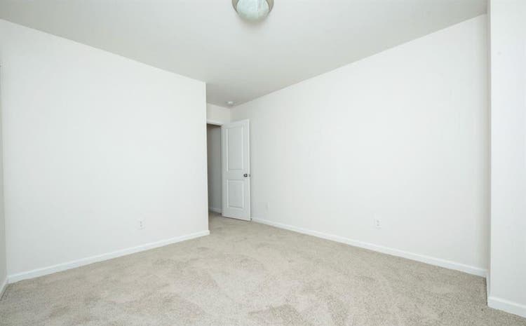 Townhome Bedroom ba Mauldin
