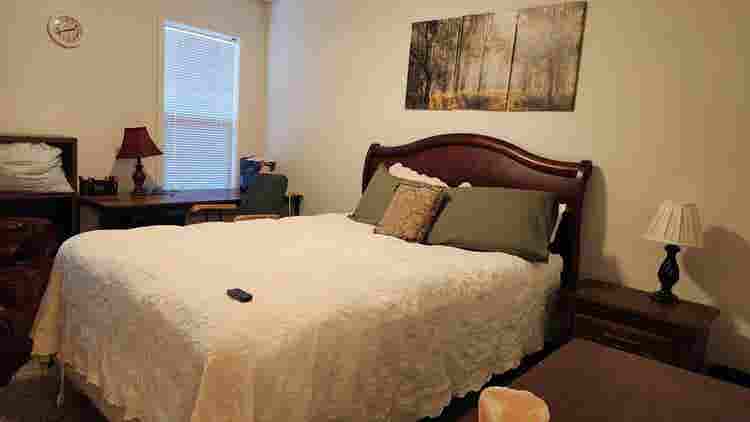 Apt in NW Greensboro near airport