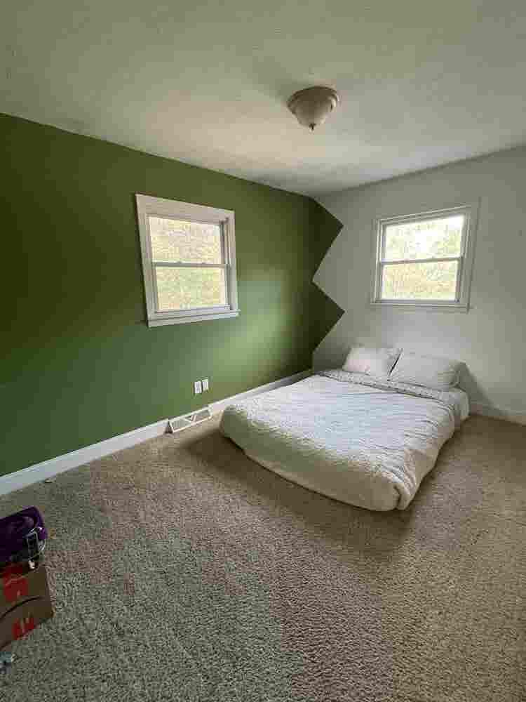 Room available in west avl