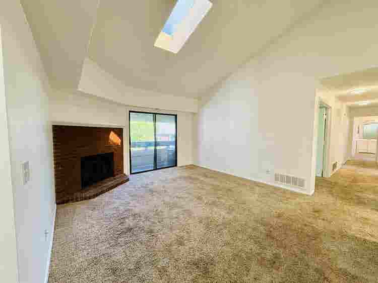 3 individual bedrooms for rent