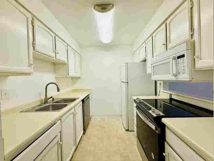 3 individual bedrooms for rent