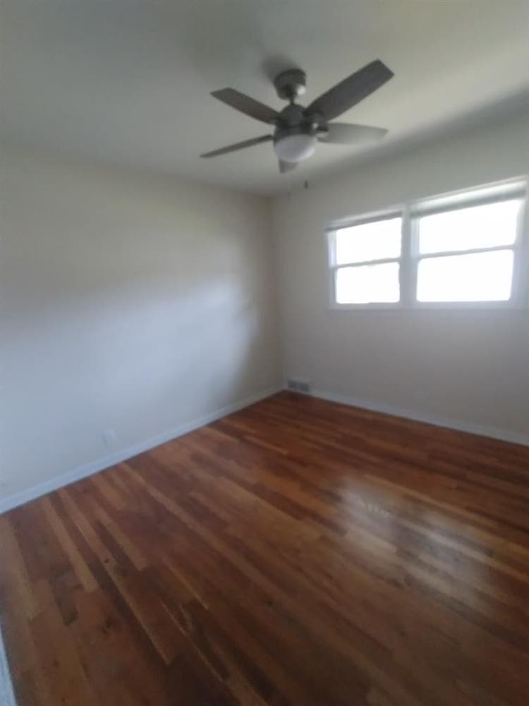 Roommate wanted