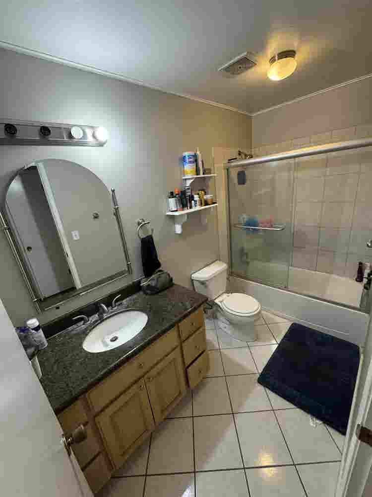 Roommate in Santa Clara Needed!