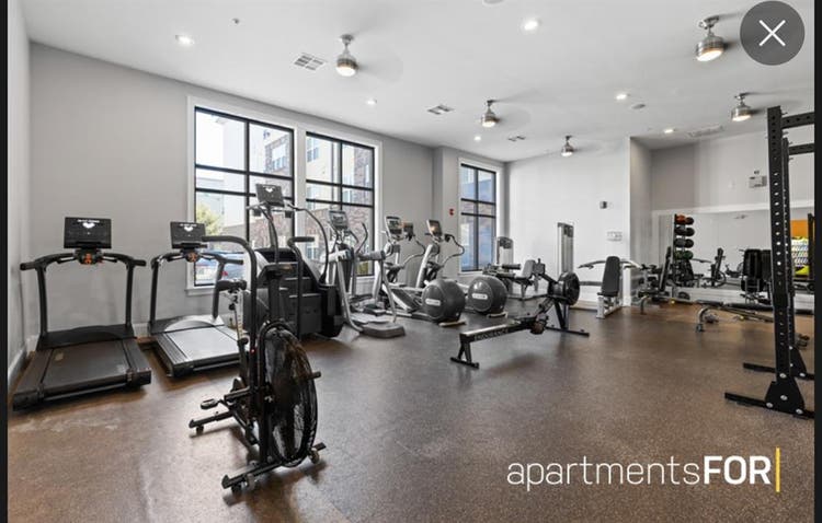 Subleasing apartment