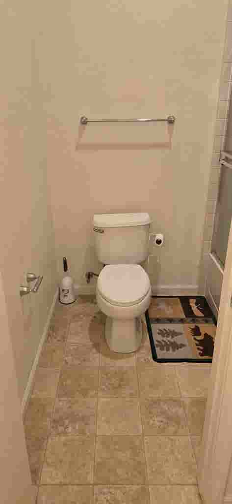 Private room and private bathroom