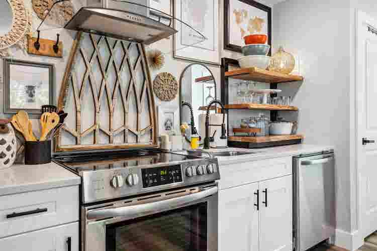 PRIVATE STUDIO – CENTRAL OAK PARK