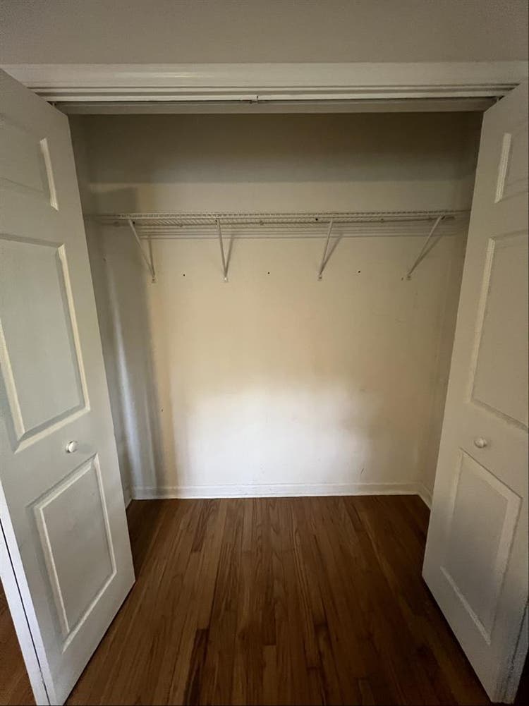 FURNISHED ROOM FOR RENT