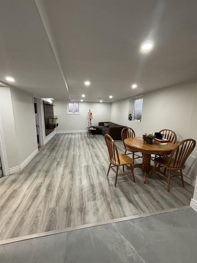 ROOM OPEN FOR RENT
