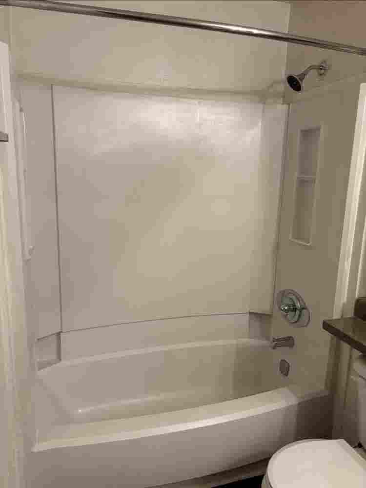 Roommate wanted asap Sandy springs!