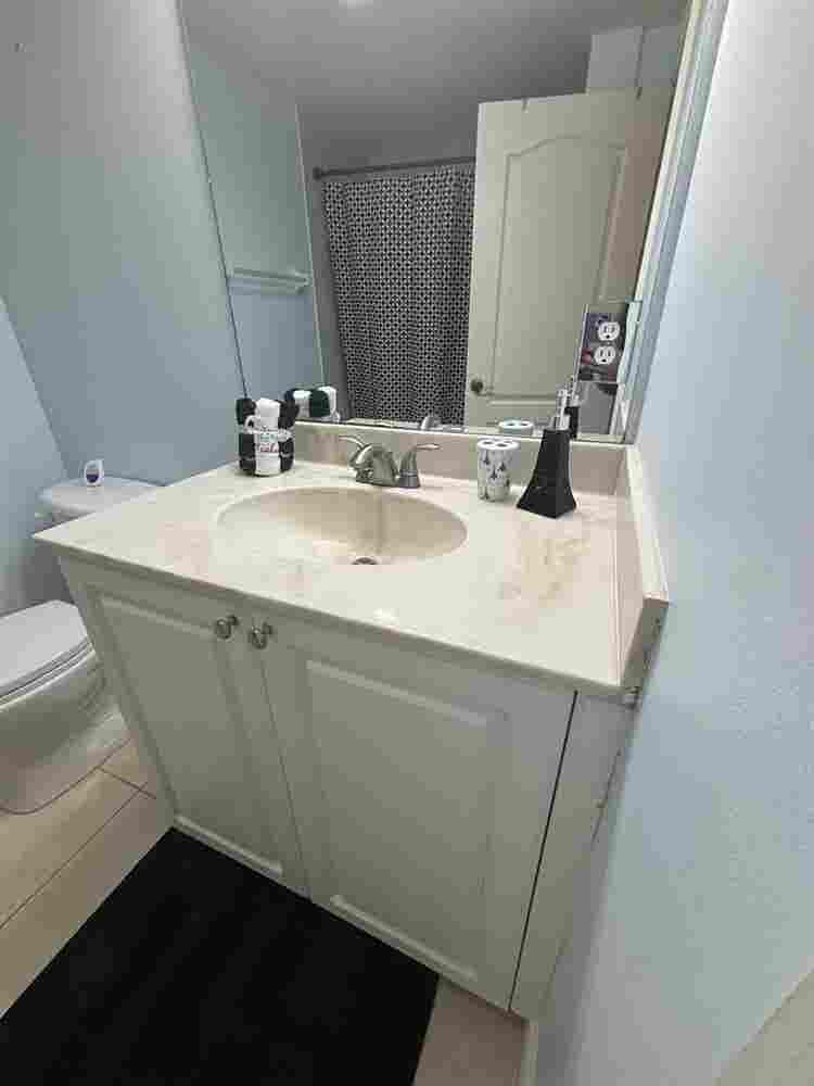 Room for rent - single female pref