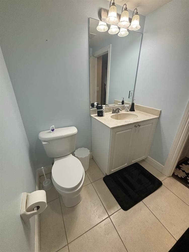 Room for rent - single female pref