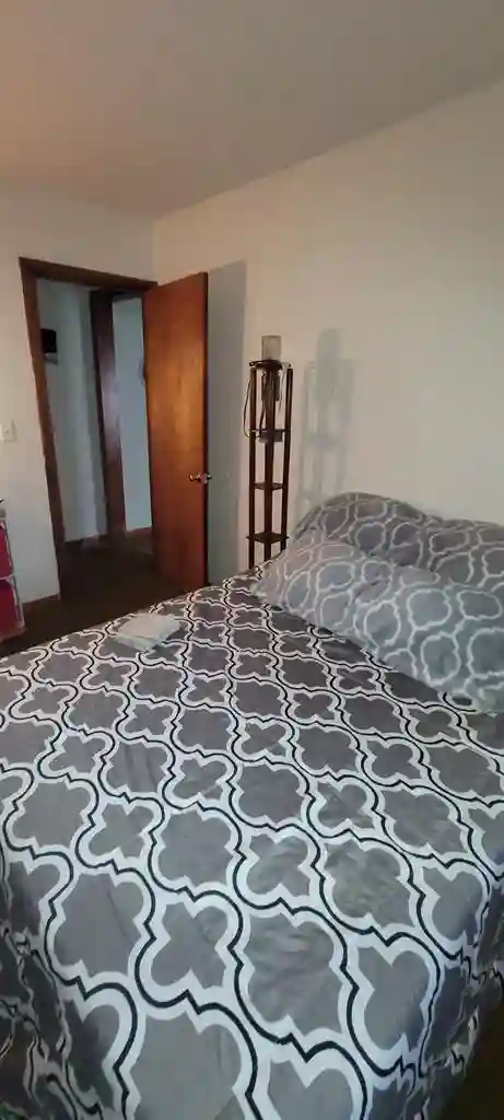 Furnished room, off-street parking