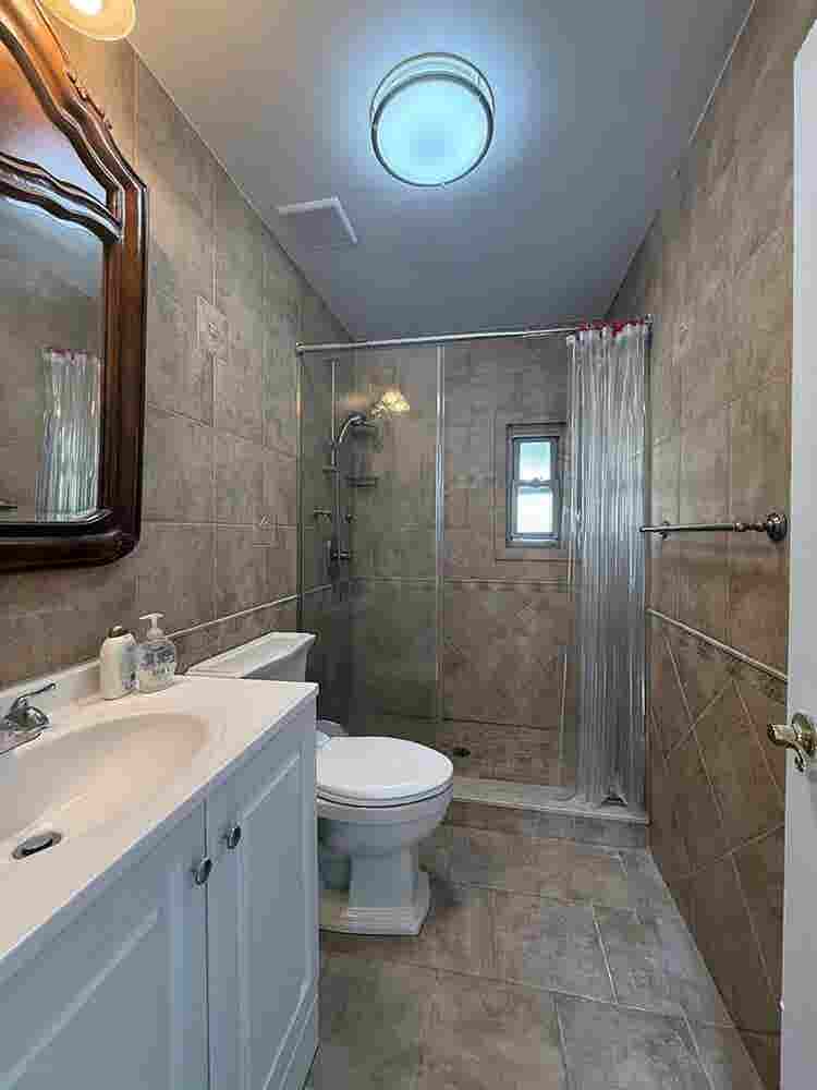 Spacious House Plus Rooms Ready