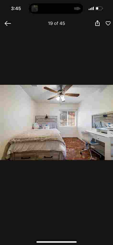 Looking for 2 roommates-4bd house