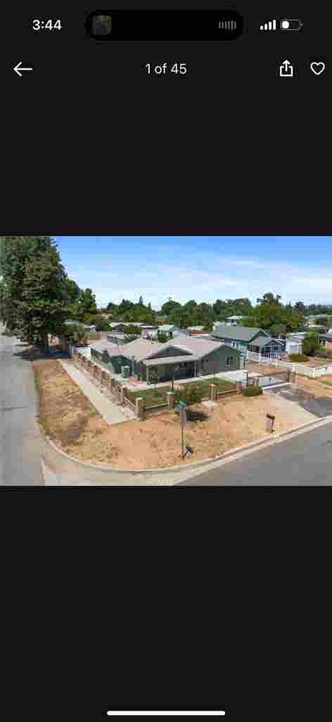 Looking for 2 roommates-4bd house
