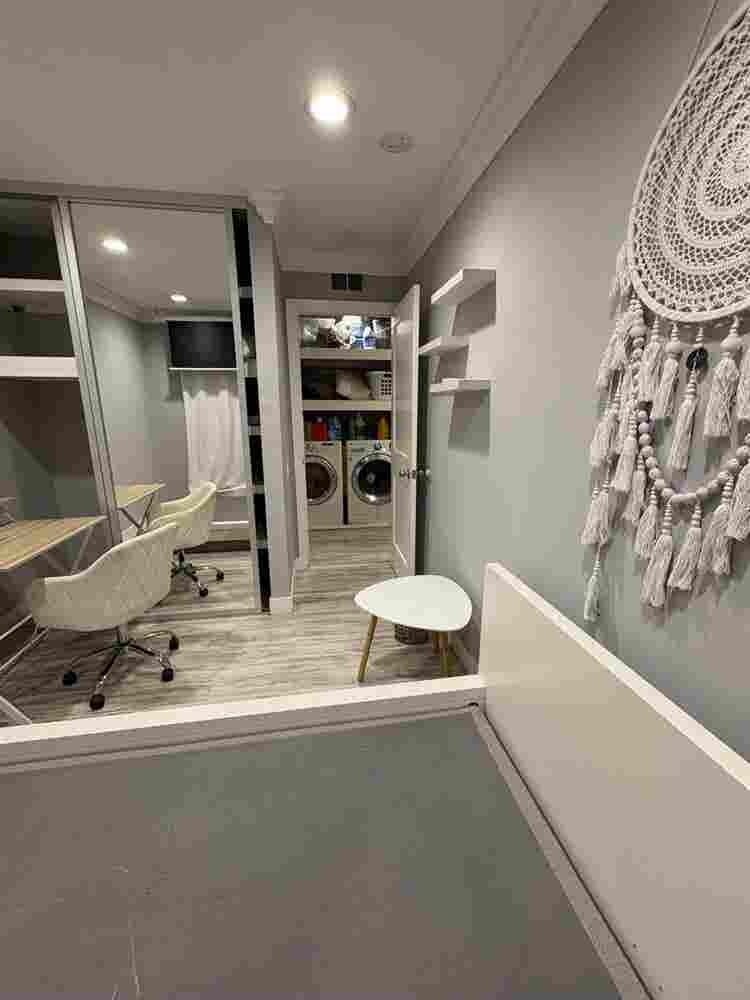 Partially furnished room shared RR