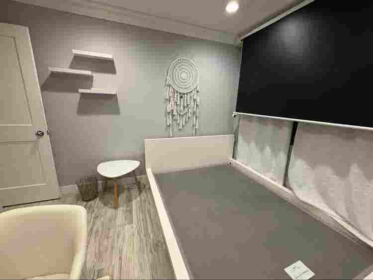 Partially furnished room shared RR