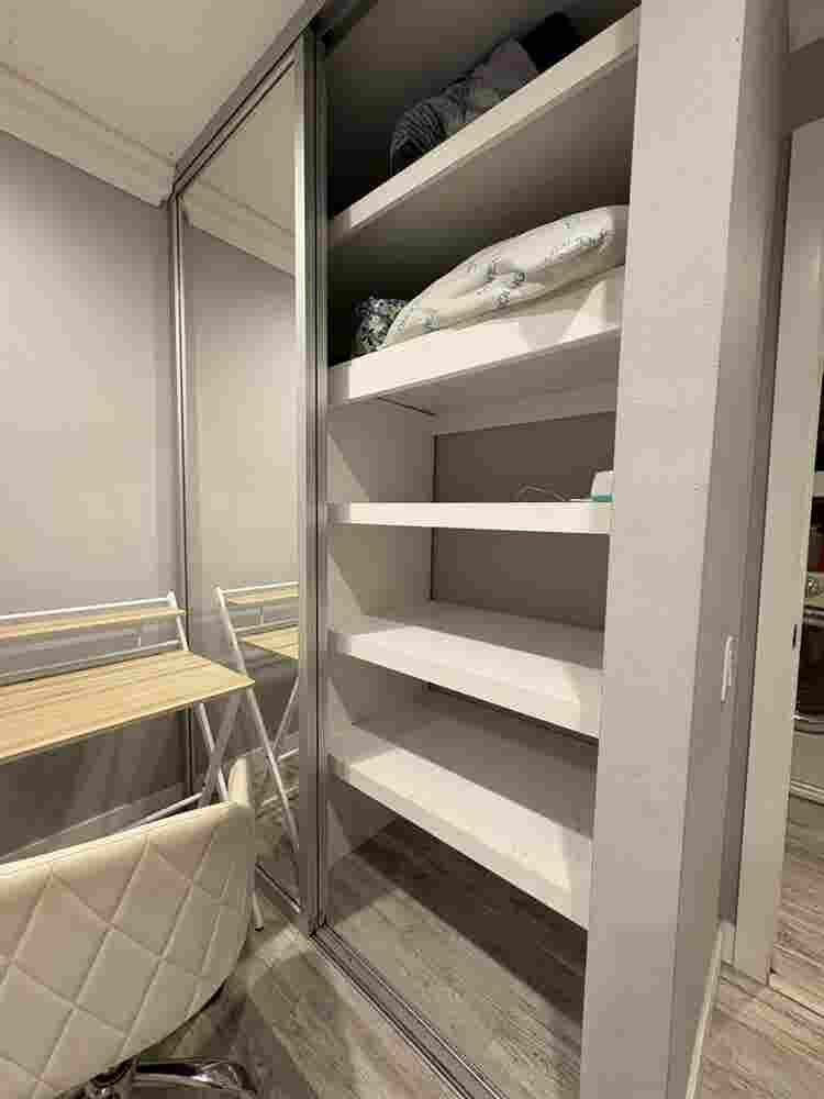 Partially furnished room shared RR