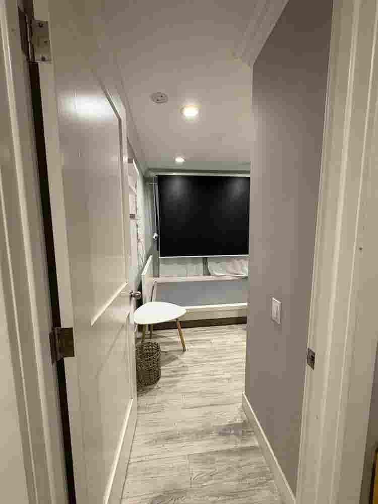 Partially furnished room shared RR