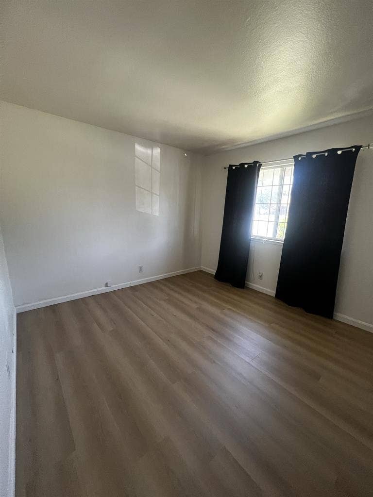 Room for rent— south San Jose