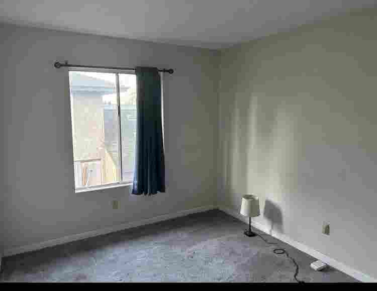 One room for rent . Ready 9/29
