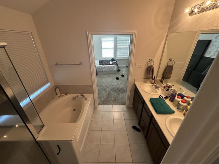 Master bedroom (available Nov 1)