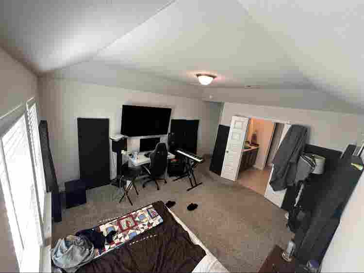 Master bedroom (available Nov 1)