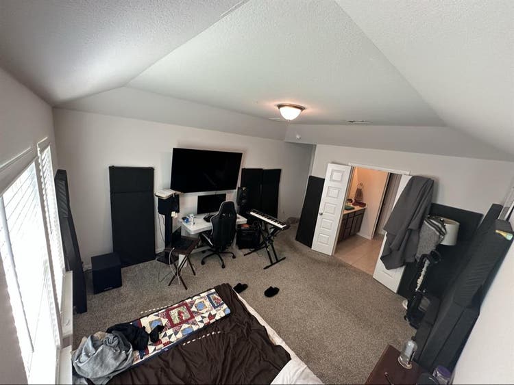 Master bedroom (available Nov 1)