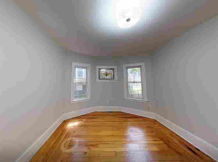 1 BR in Boston