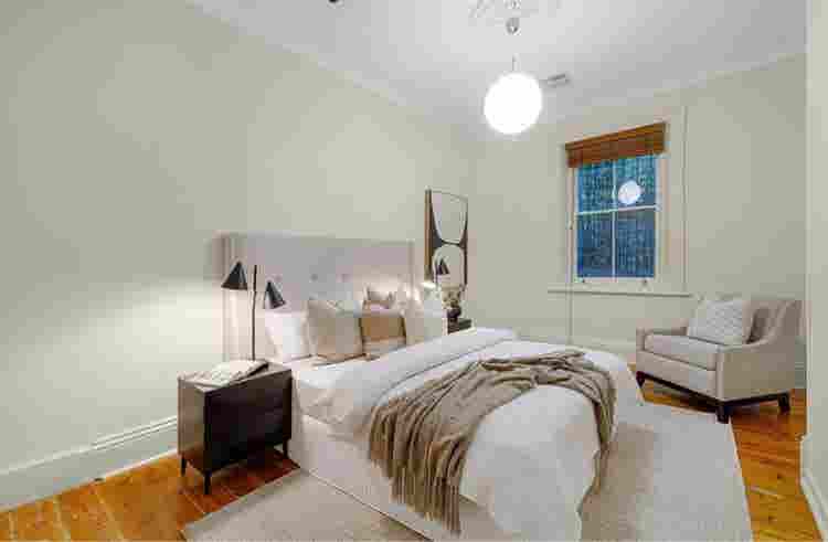 Room available in Halifax Street!