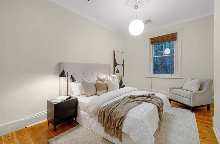 Room available in Halifax Street!