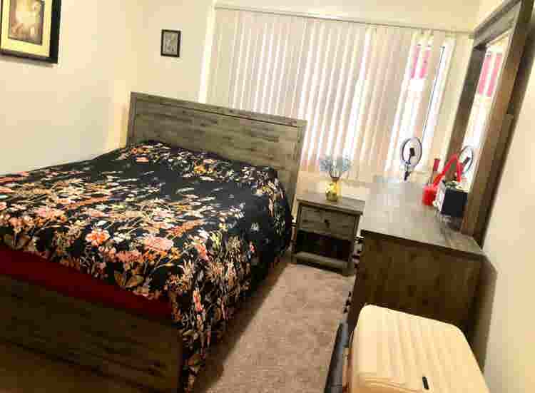 $ room to rent