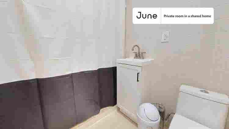 4 BR in New York City